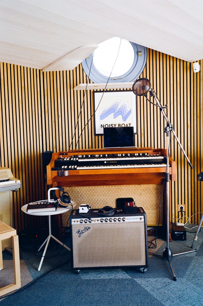 Brétignolles-sur-Mer, Noisy Boat, un studio d'enregistrement face à mer -  France Bleu